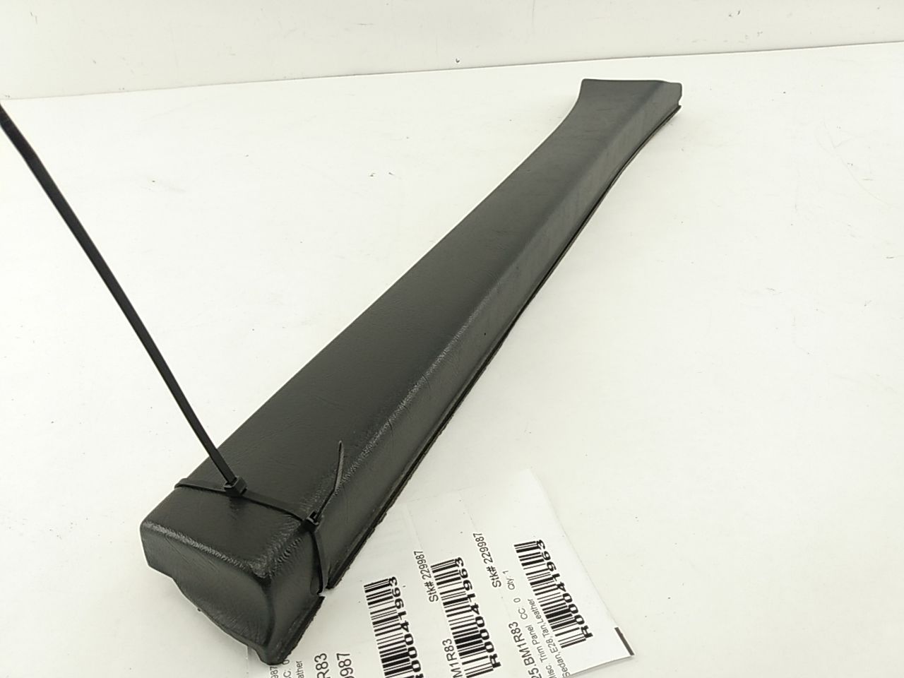 BMW 533I Upper Front Right Door Panel - 0