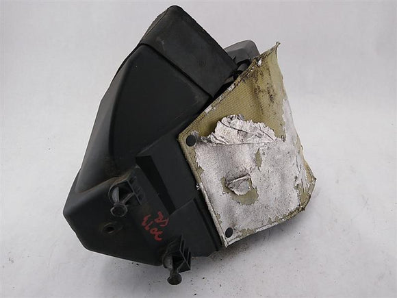 Volkswagen Phaeton Front Right Air Cleaner Assembly
