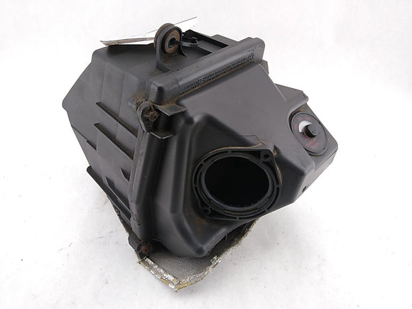 Volkswagen Phaeton Front Left Air Cleaner Assembly