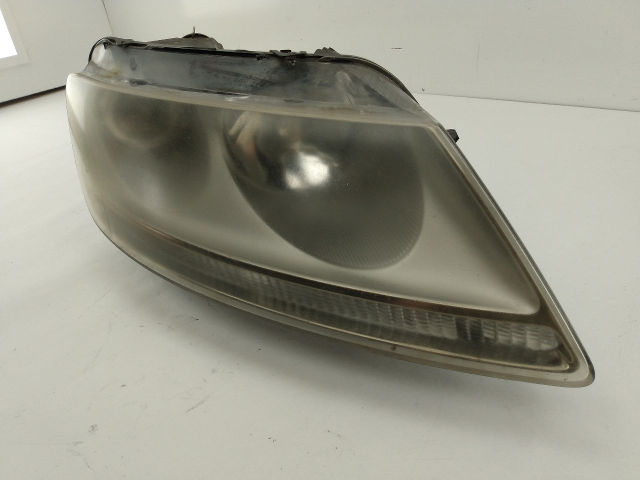 Volkswagen Phaeton Front Right Headlamp Assembly