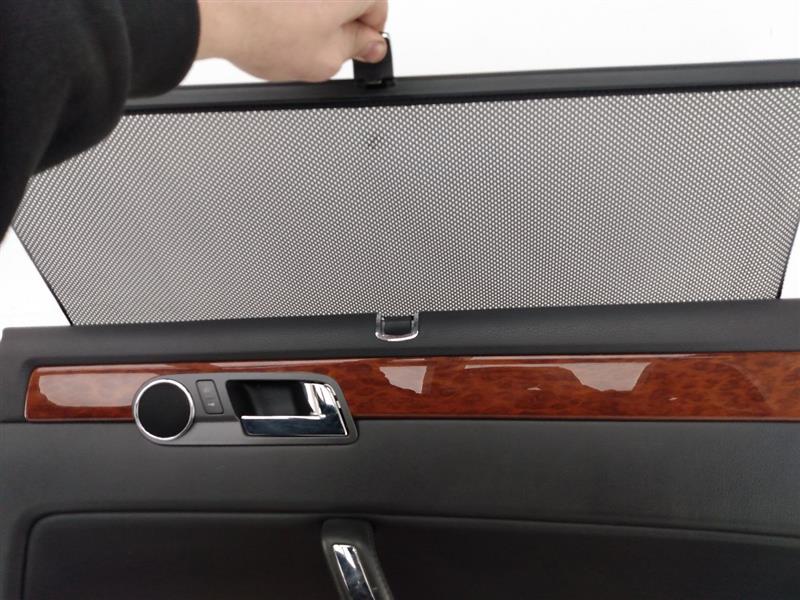 Volkswagen Phaeton Right Rear Door Panel | Playground PAR