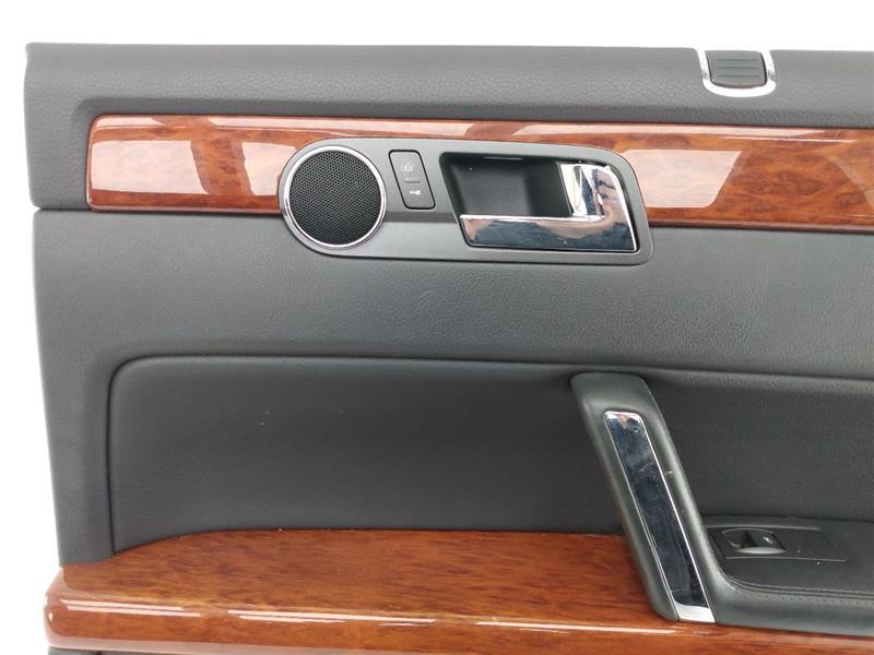 Volkswagen Phaeton Right Rear Door Panel