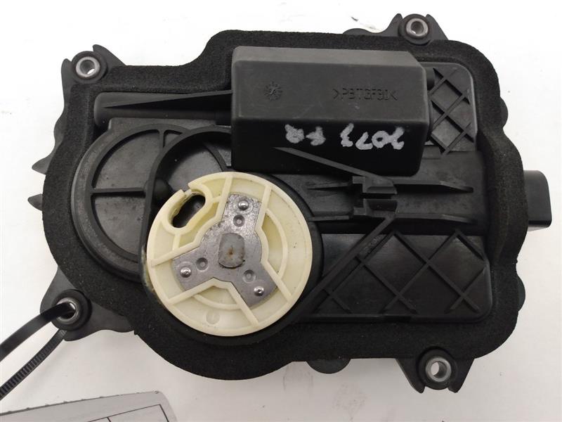 Volkswagen Phaeton Front Right Door lock Actuator