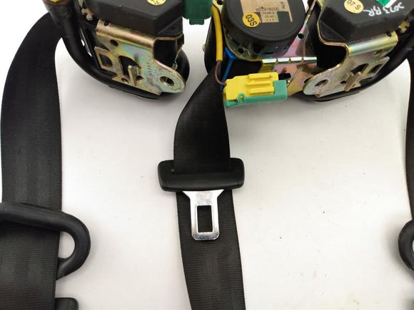 Volkswagen Phaeton Rear Seat Belts And Retactors