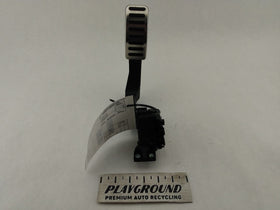 Volkswagen Phaeton Accelerator Pedal