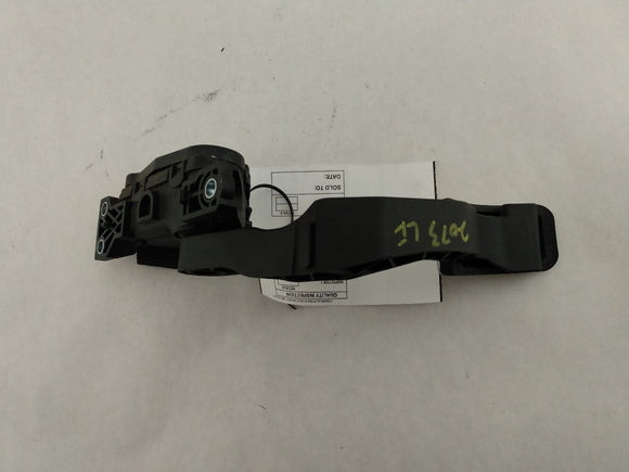 Volkswagen Phaeton Accelerator Pedal