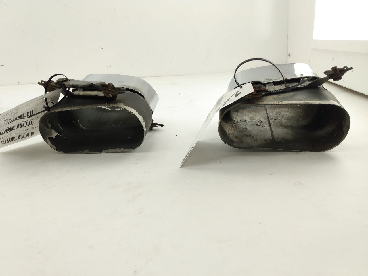 Volkswagen Phaeton Pair Of Exhaust Tips