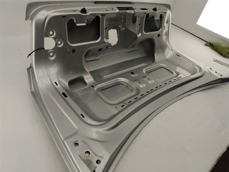 Volkswagen Phaeton Trunk Lid