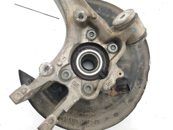 Volkswagen Phaeton Rear Right Knuckle & Hub Assembly