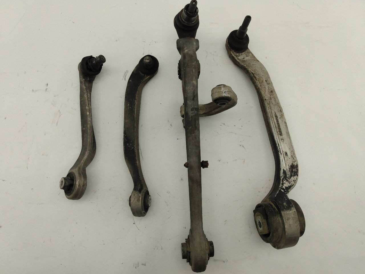 Volkswagen Phaeton Front Left Control Arm Kit - 0