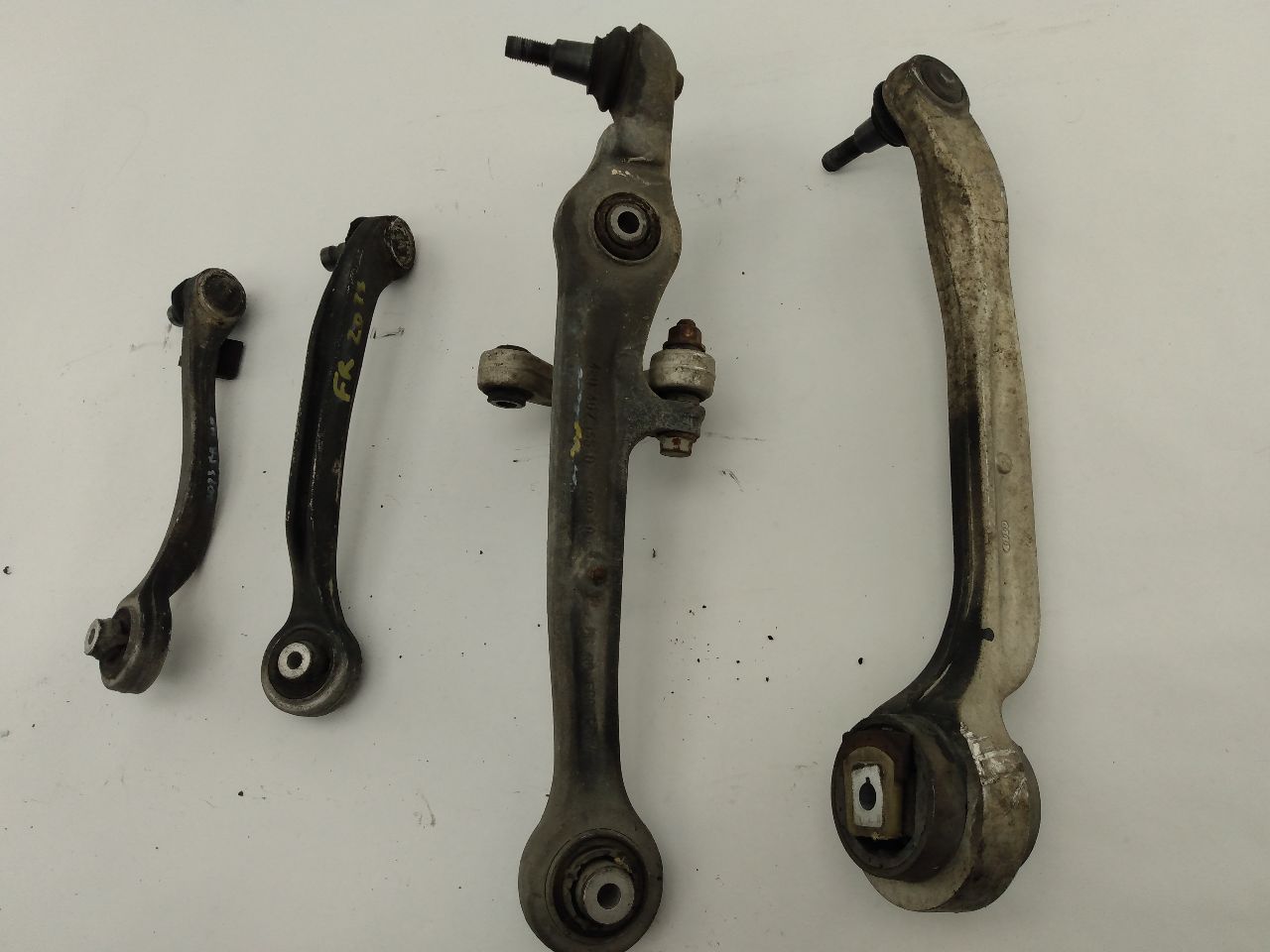 Volkswagen Phaeton Front Right Control Arm Kit