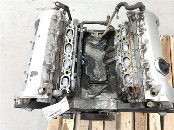 Volkswagen Phaeton Engine Assembly
