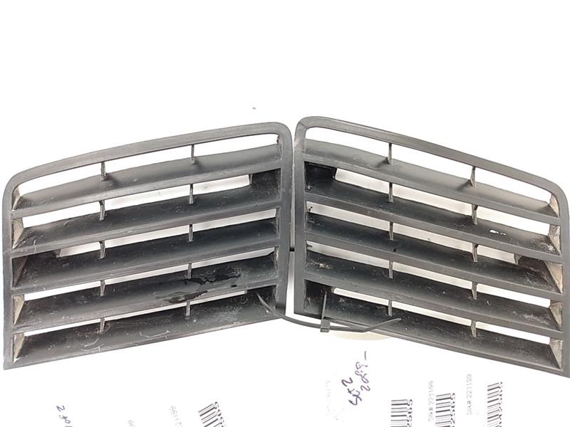 Chevrolet Corvette Set Of Front Fender Grille Vents - 0