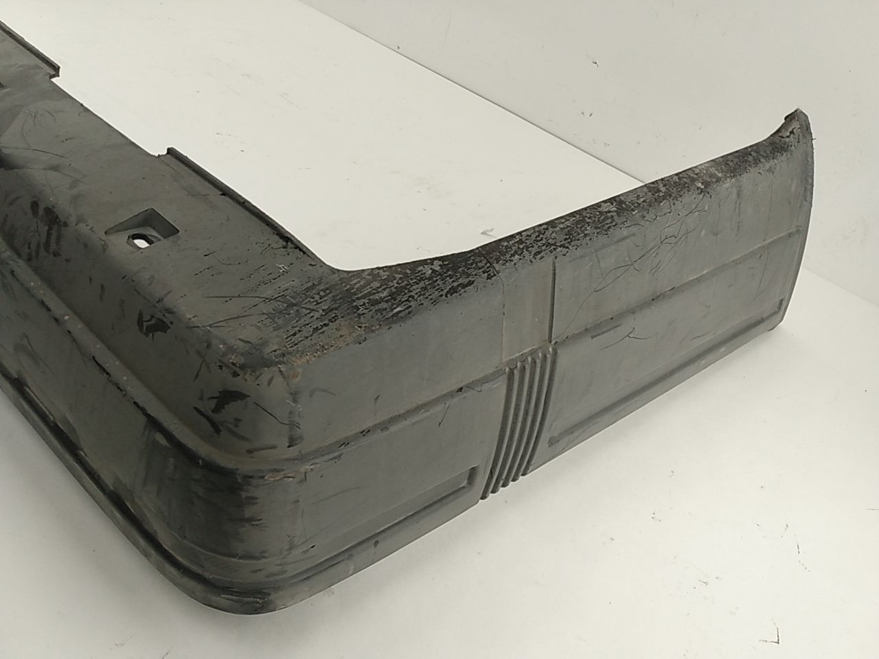 Volvo 740 Bumper Cover