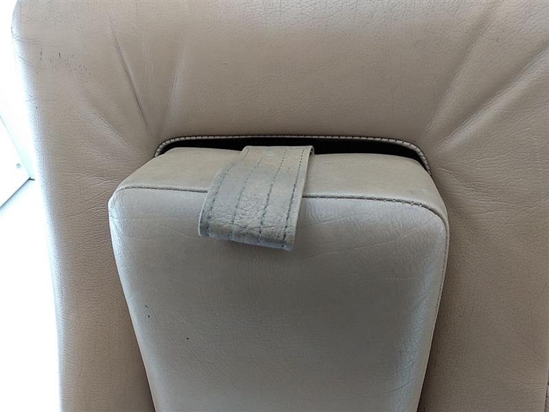 Volvo 740 Rear Left Upper Seat Section