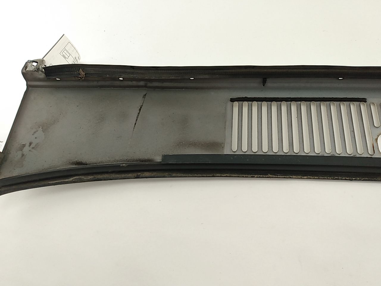 Volvo 740 Cowl Vent Panel