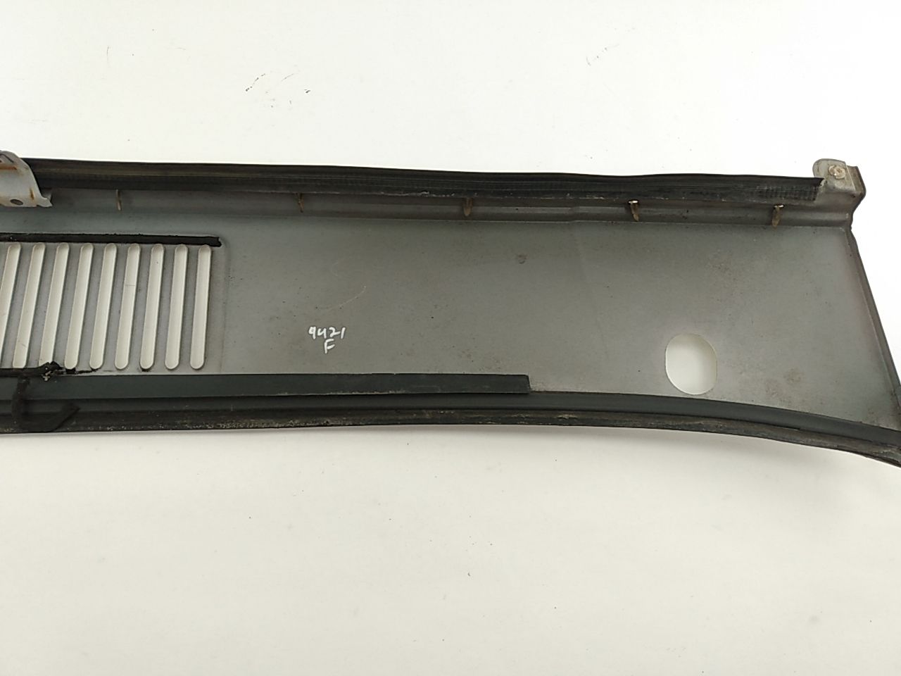 Volvo 740 Cowl Vent Panel