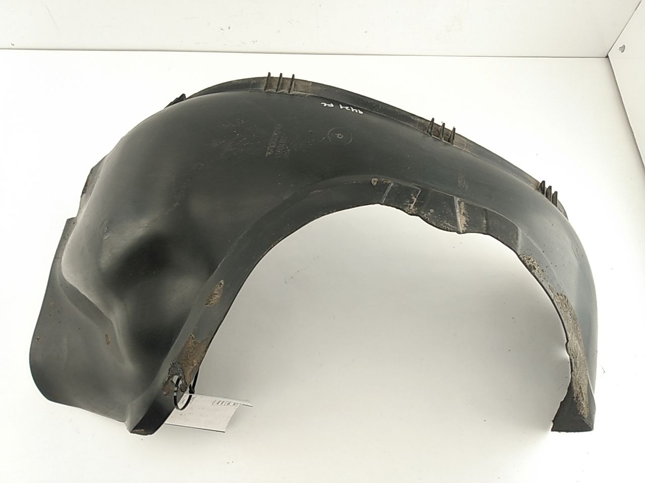 Volvo 740 Inner Fender liner - 0