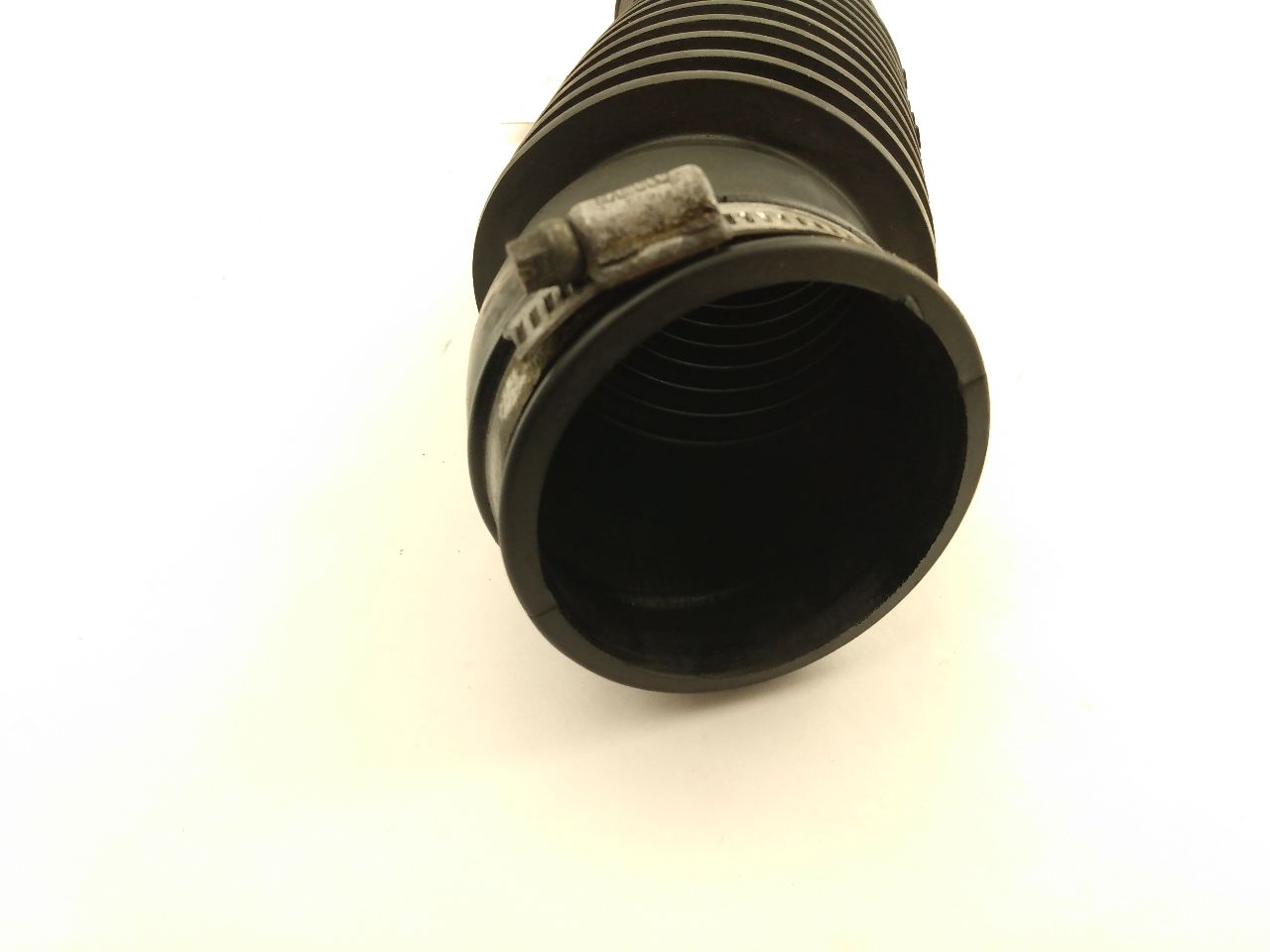 Volvo 740 Air Tube