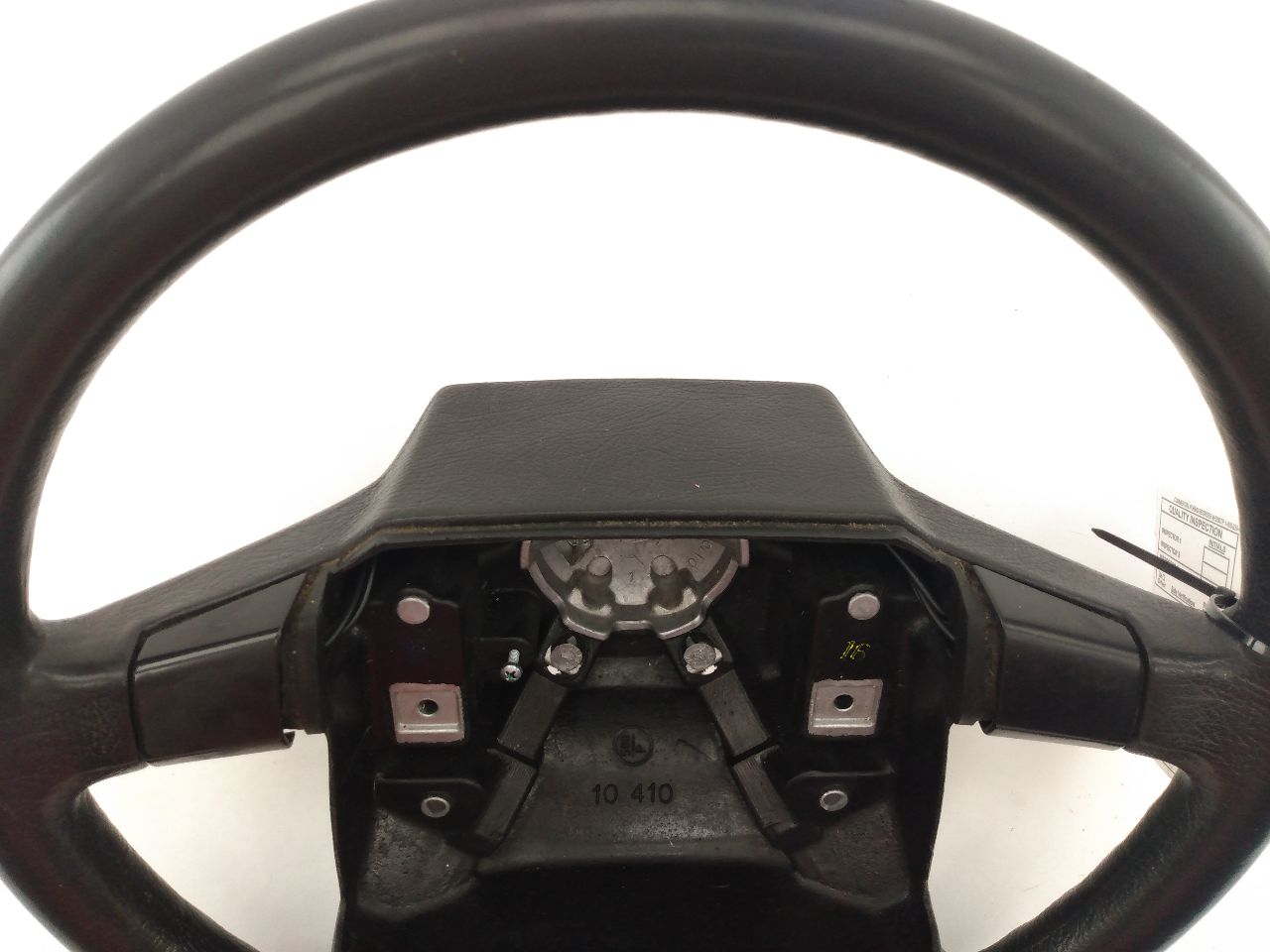 Volvo 740 Steering Wheel | Playground PAR Volvo 740 Steering Wheel | Playground PAR