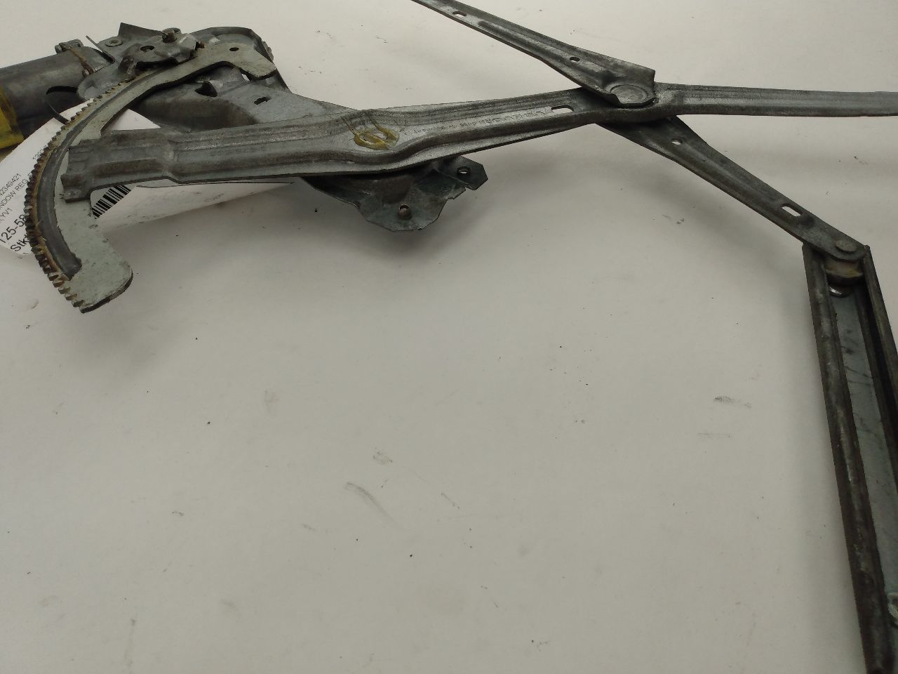 Volvo 740 Front Right Window Regulator