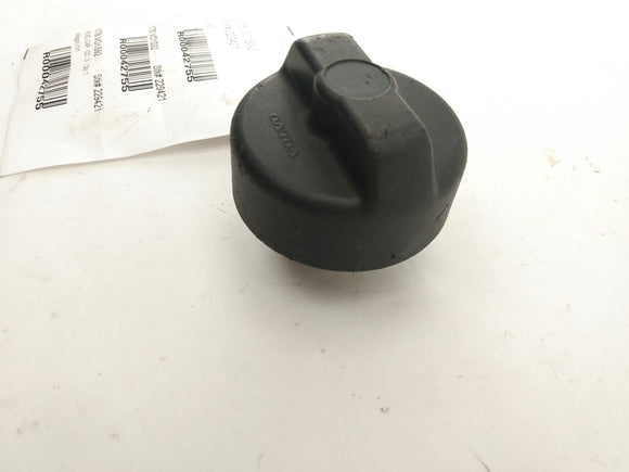Volvo 740 Fuel Cap