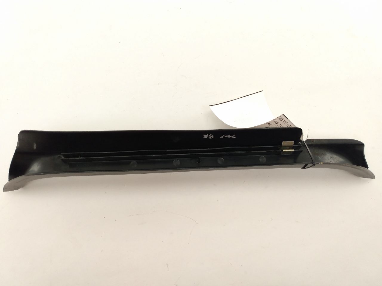 Volvo 240 Rear Right Sill Plate