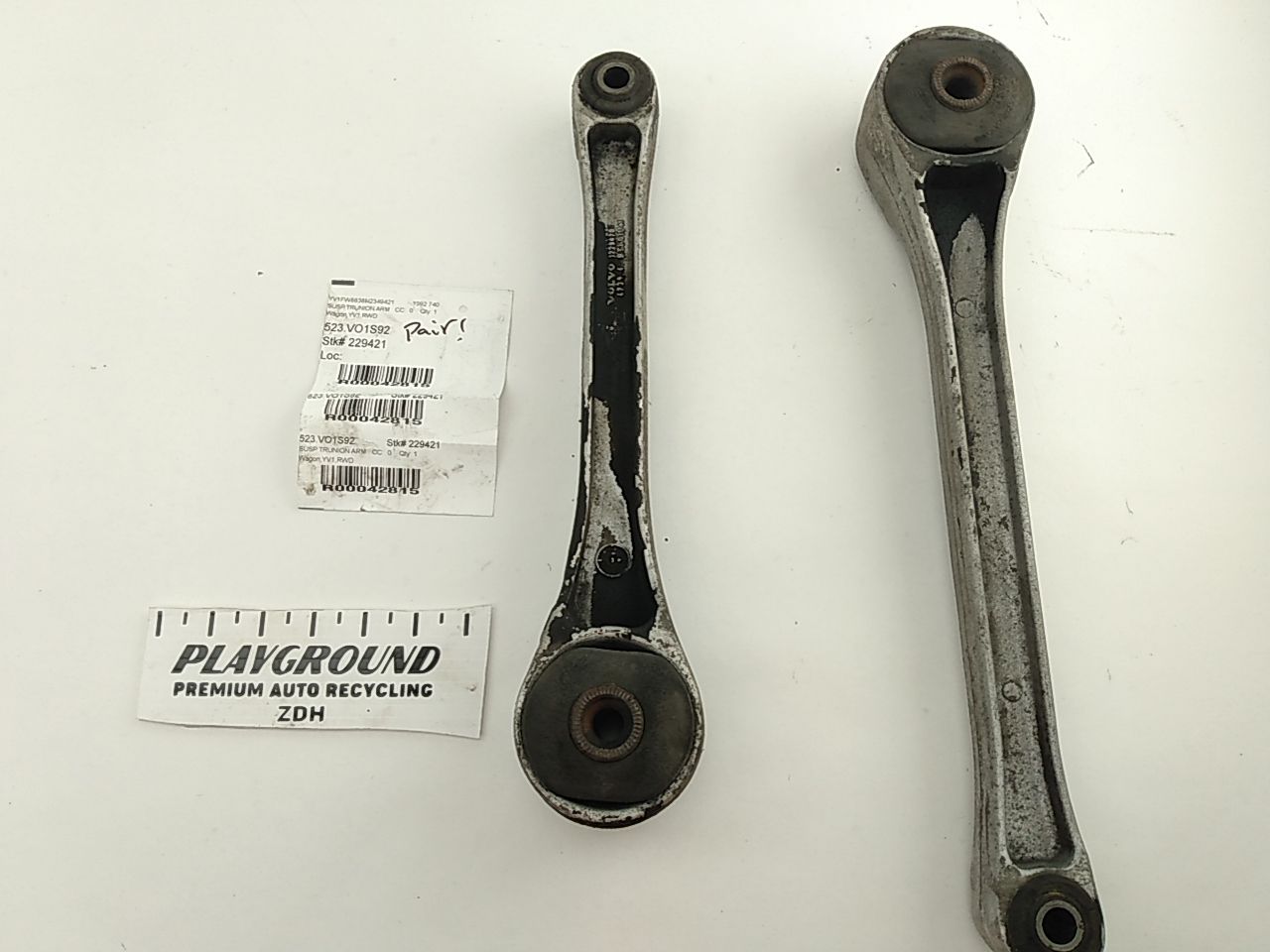 Volvo 740 Pair Of Rear Trunion Control Arms