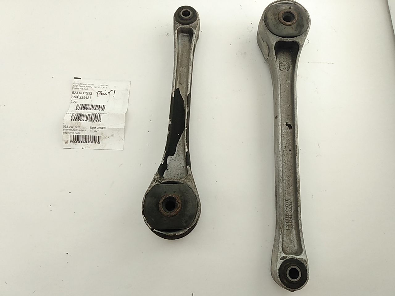 Volvo 740 Pair Of Rear Trunion Control Arms