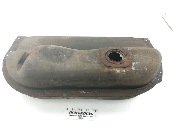 Volvo 240 Fuel Tank