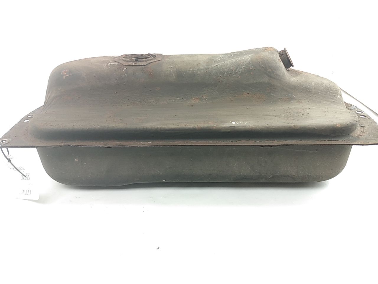 Volvo 240 Fuel Tank