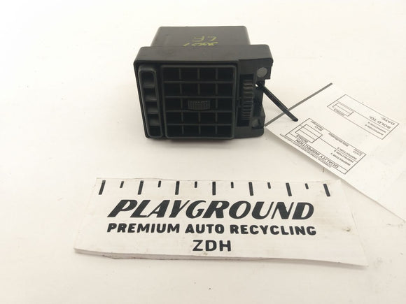 Volvo 240 Front Left Vent