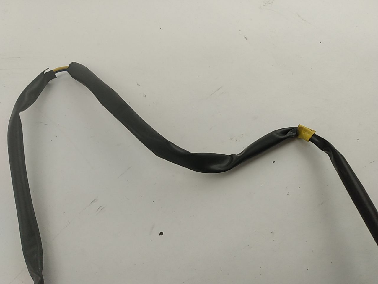 Volvo 240 Front Right Door Wiring Harness