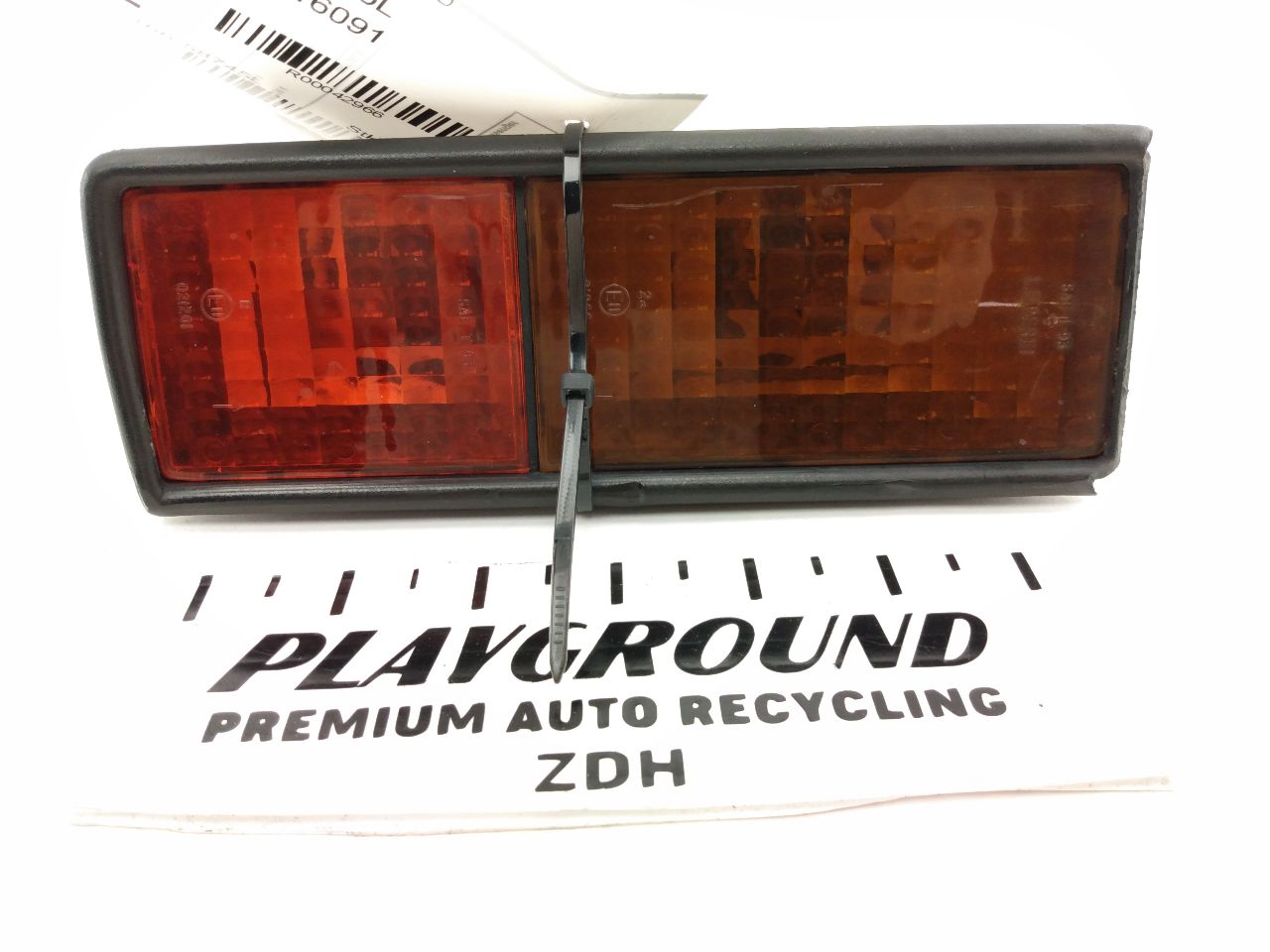 Land Rover Discovery Rear Left Tail Light