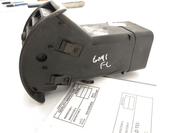 Land Rover Discovery Front Left Interior Vent