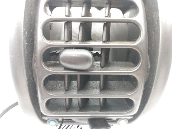 Land Rover Discovery Front Right Interior Vent