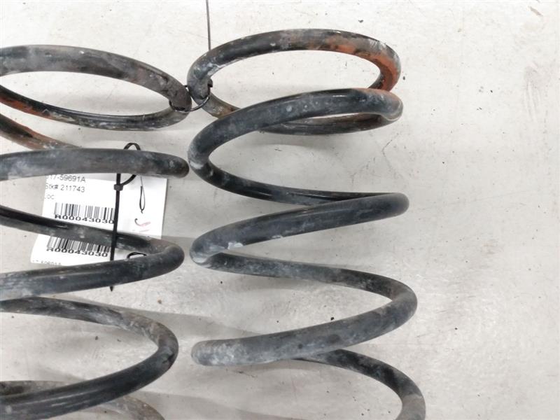 Land Rover Discovery Pair Of Front Springs