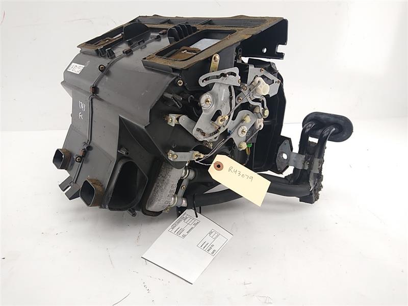 Land Rover Discovery Heater Core 
Hvac Housing