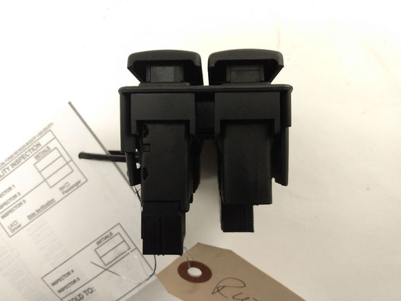 Land Rover Discovery Front Center Dash Facia Switches