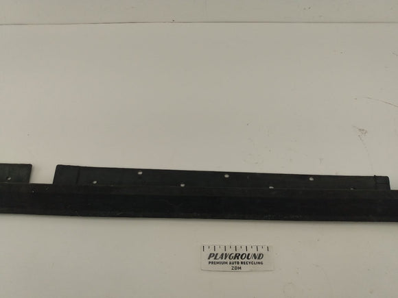 Land Rover Discovery Front Right Rocker Panel