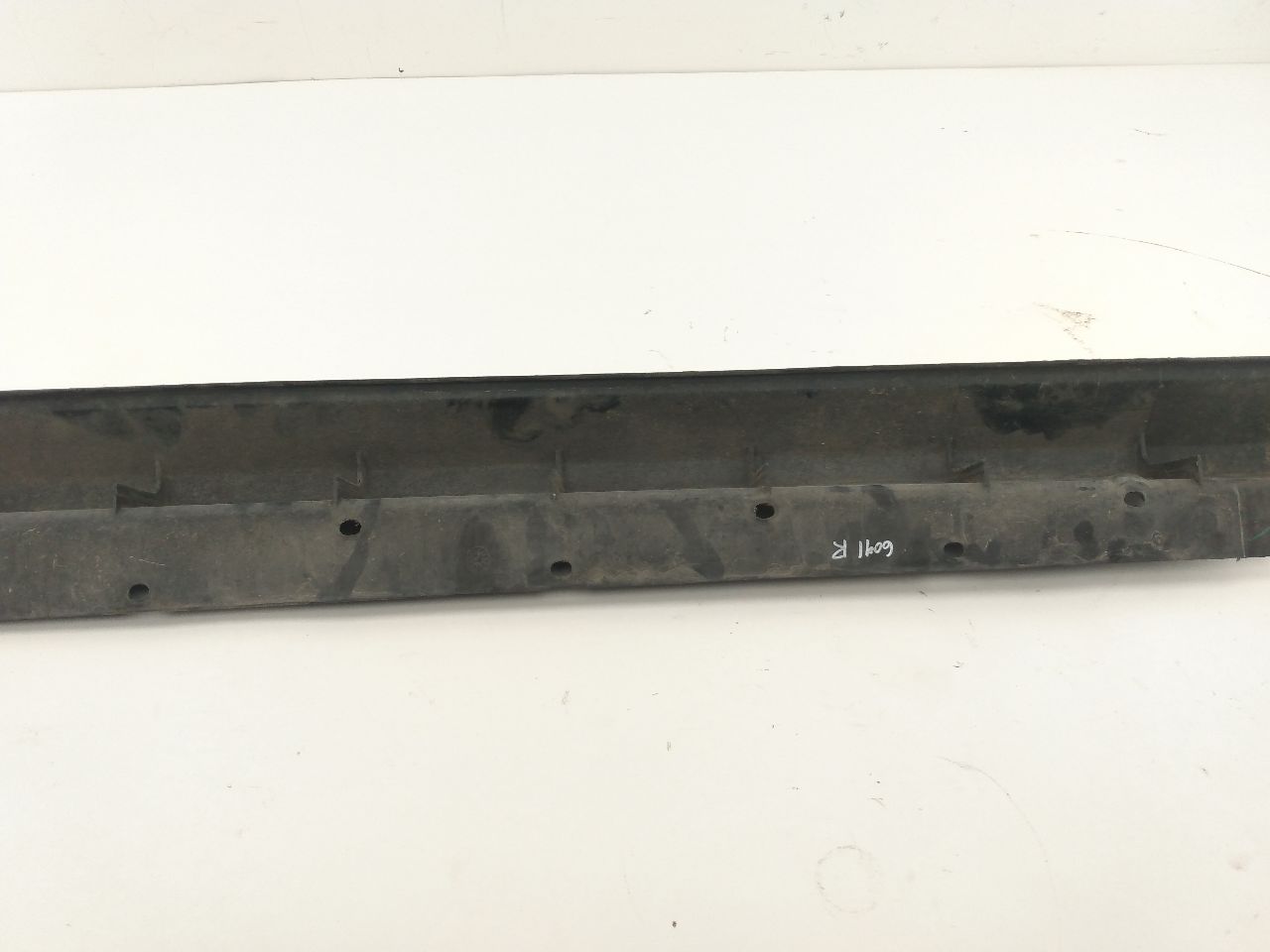 Land Rover Discovery Front Right Rocker Panel