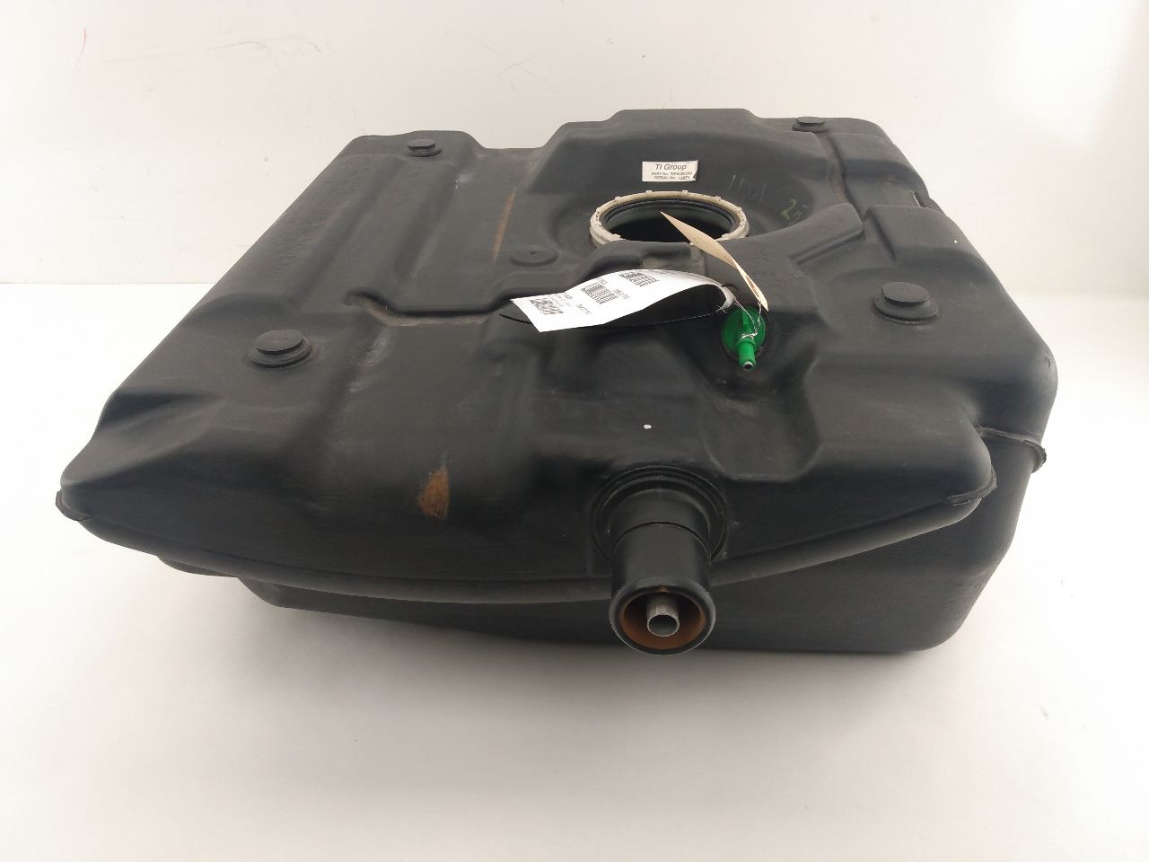 Land Rover Discovery Fuel Tank - 0