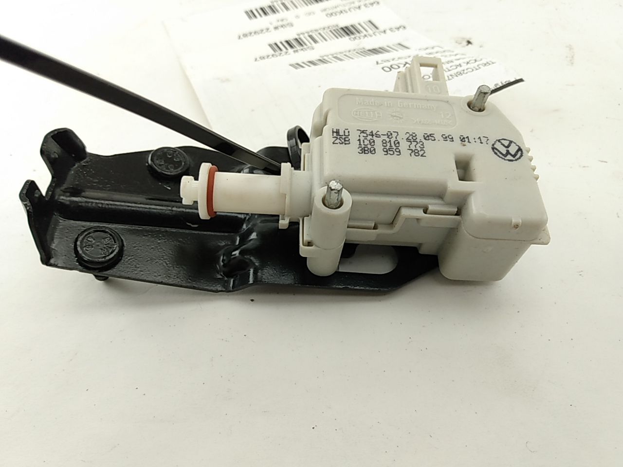 Audi TT Fuel Door Lock Actuator - 0