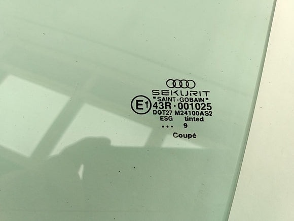 Audi TT Right Vent Glass