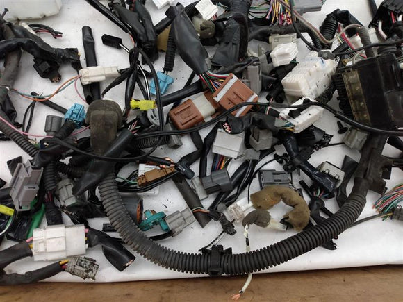 Nissan 350Z Miscellaneous Pig Tails ***AS-IS***