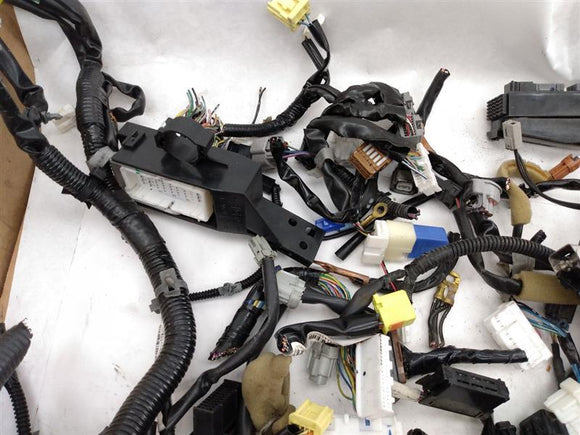 Nissan 350Z Miscellaneous Pig Tails ***AS-IS***