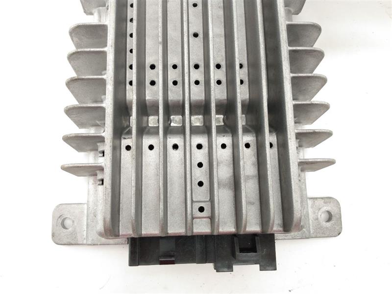 Nissan 350Z Bose Amplifier | Playground PAR