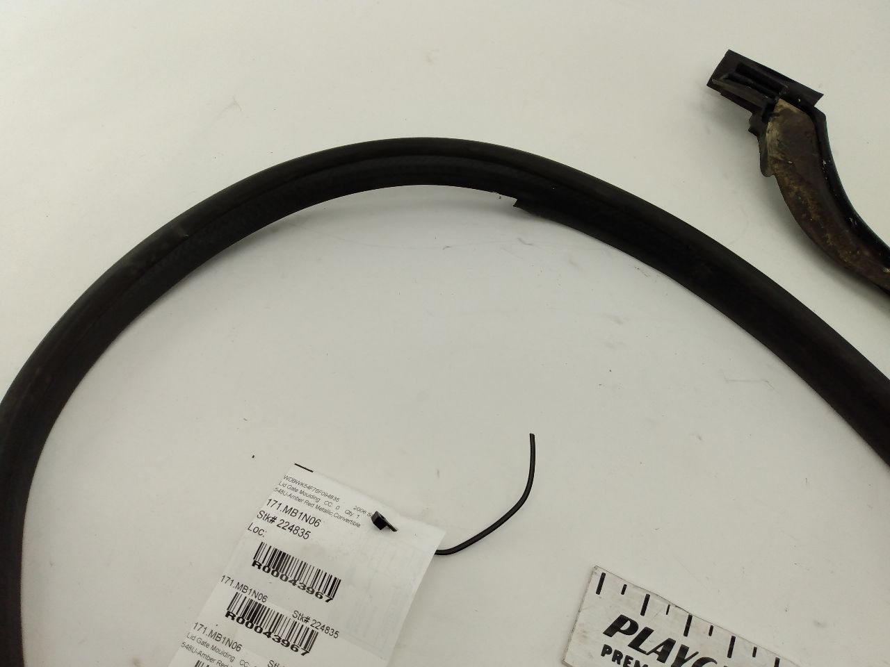 Mercedes SLK280 Rear Trunk Rubber Seal