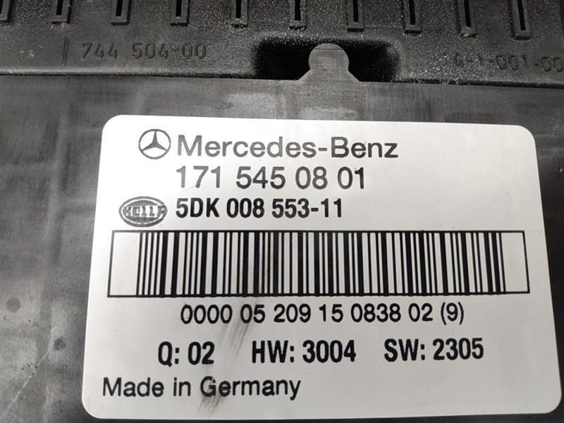 Mercedes SLK280 Fuse Block And SAM Control Module