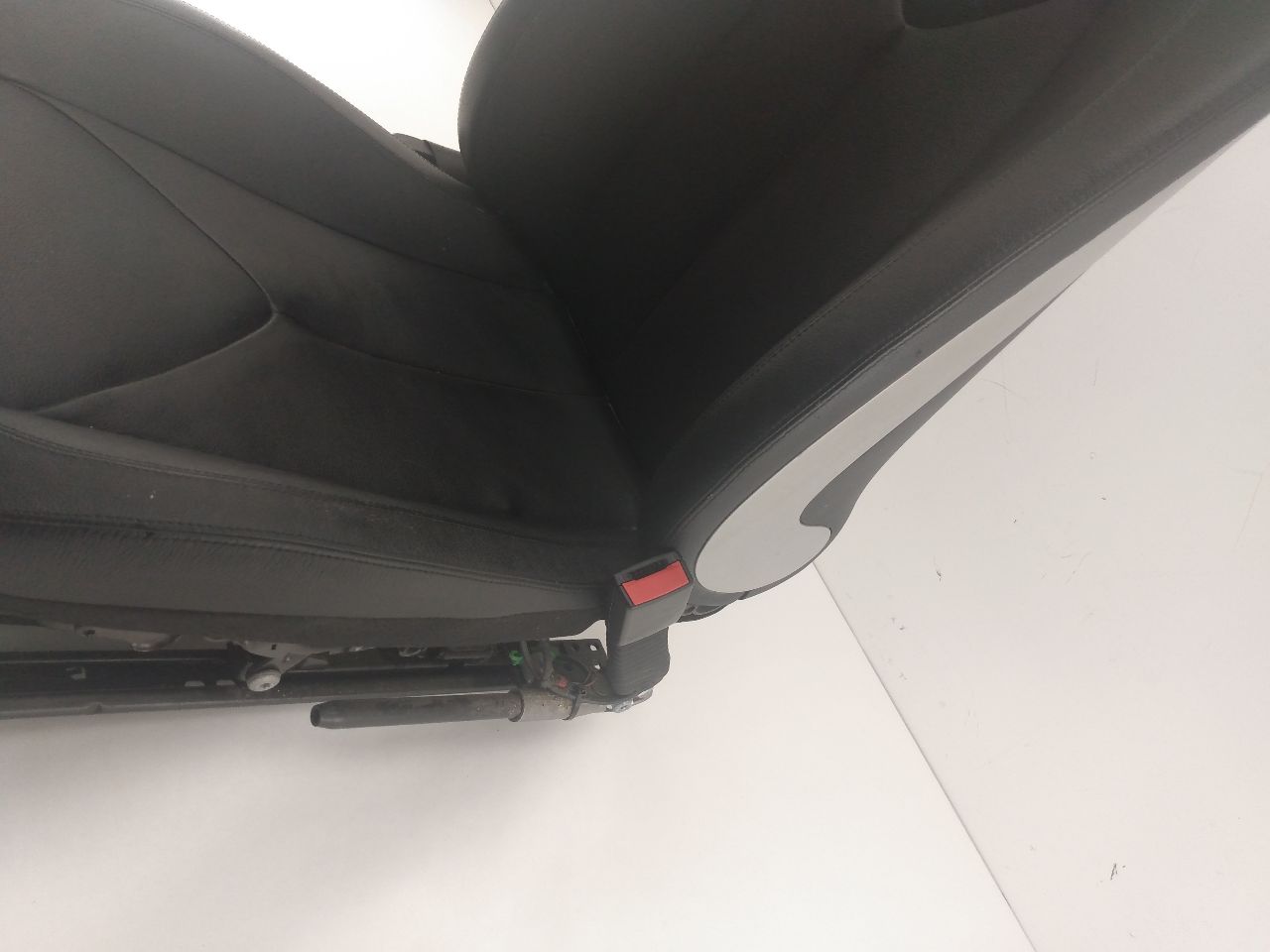 Mercedes SLK350 Front Right Bucket Seat